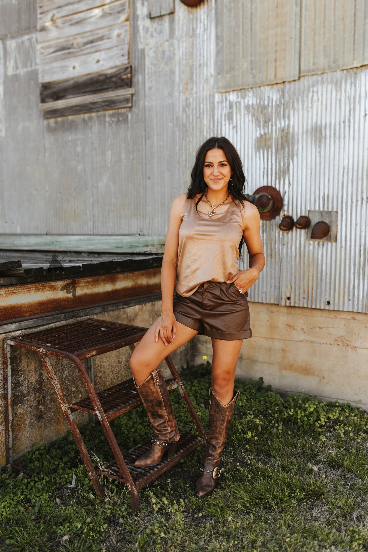 Lasso Lux Tank — Saddle