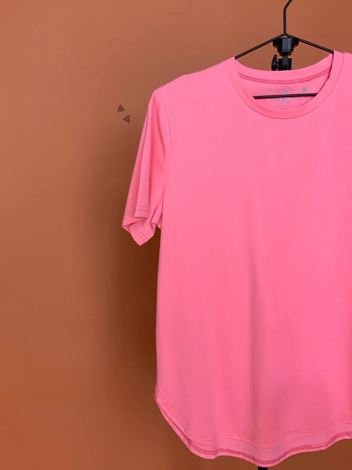 The Basic T-Shirt Coral
